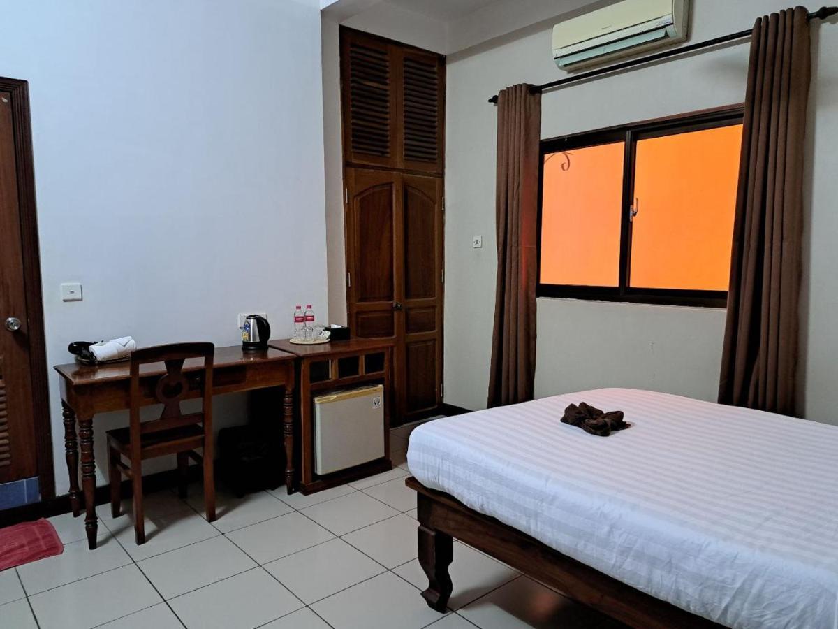 Den Hotel Totonou Сием Реап Екстериор снимка